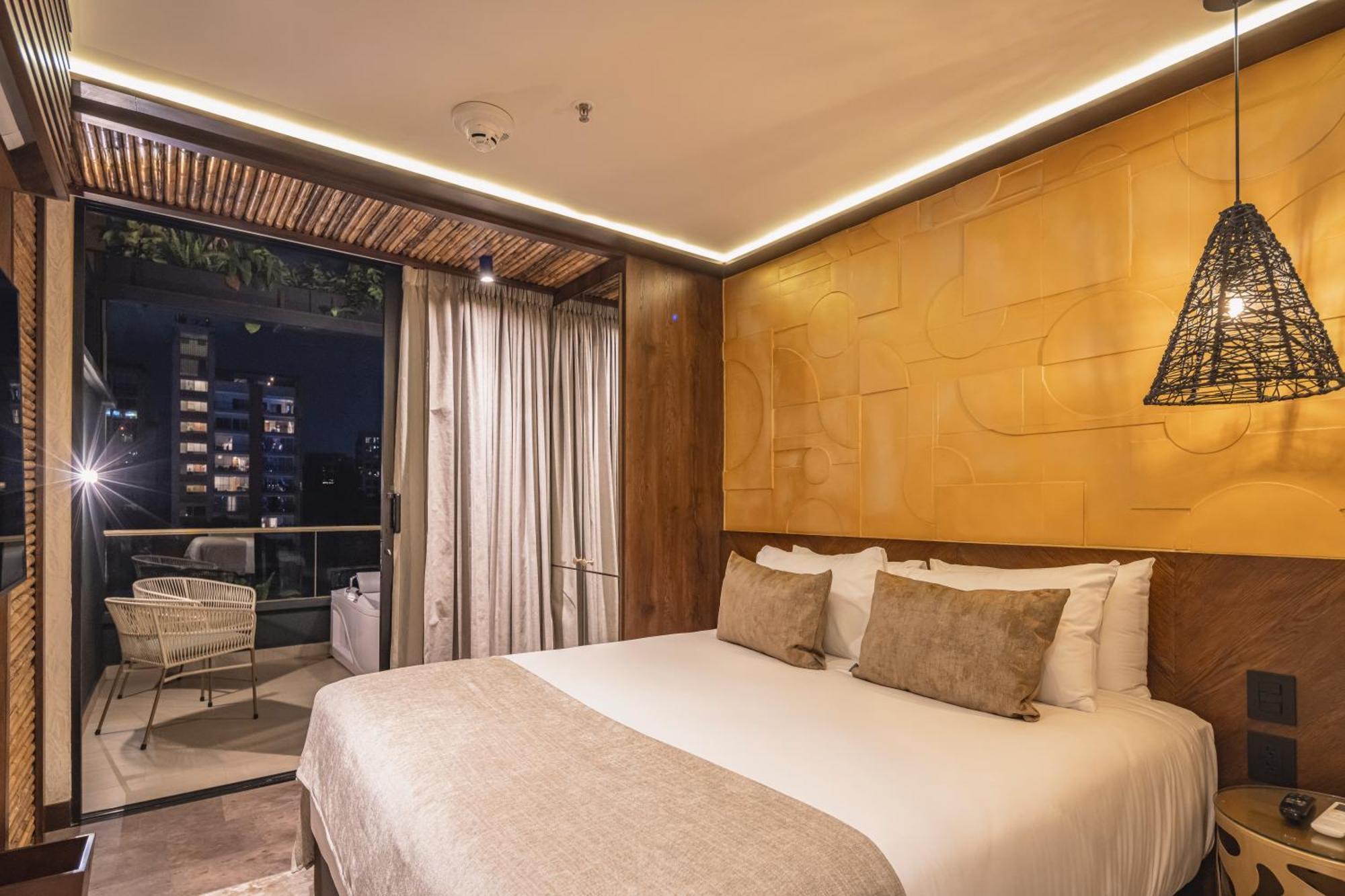 Golden Valley Hotel Medellín Dış mekan fotoğraf