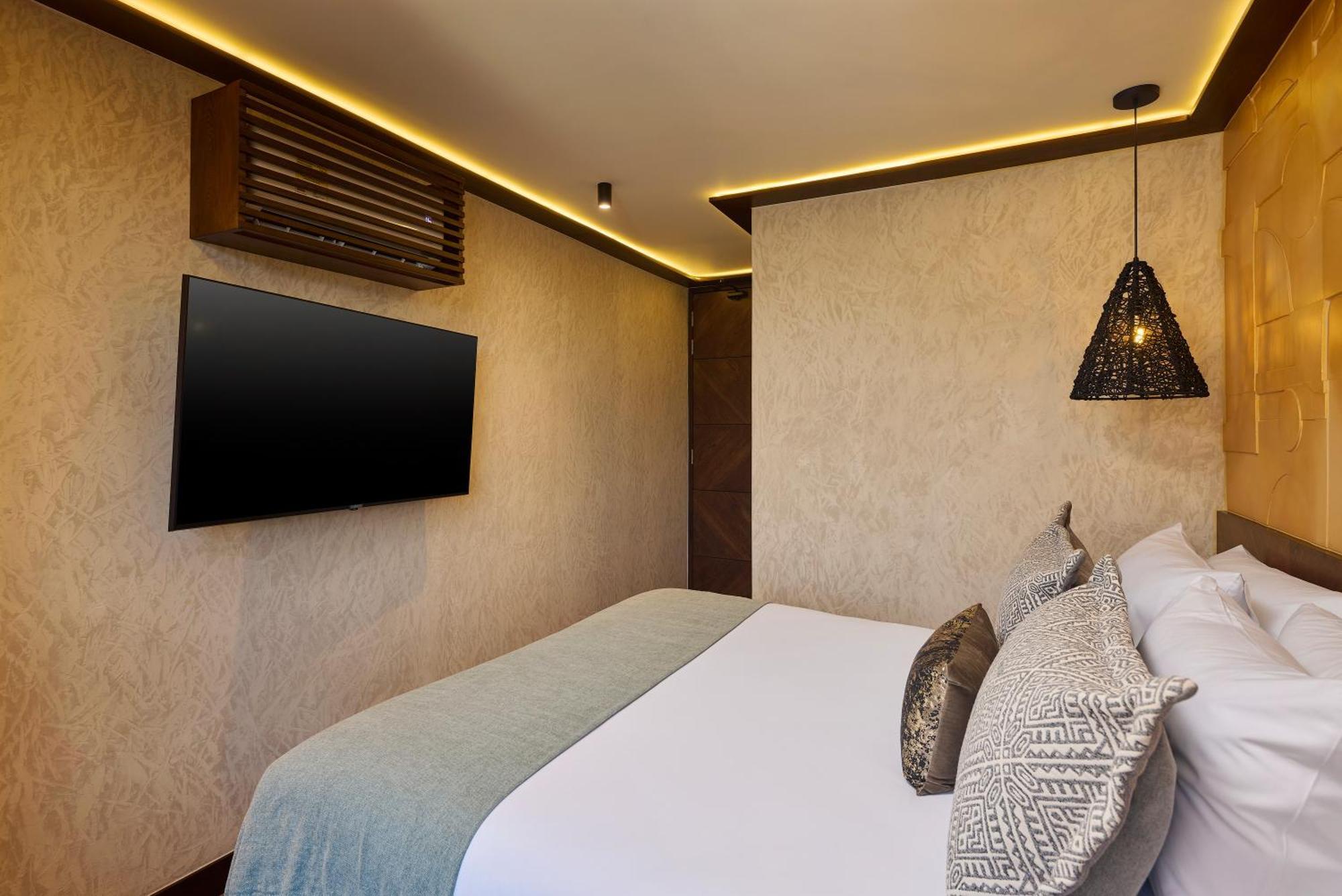 Golden Valley Hotel Medellín Dış mekan fotoğraf